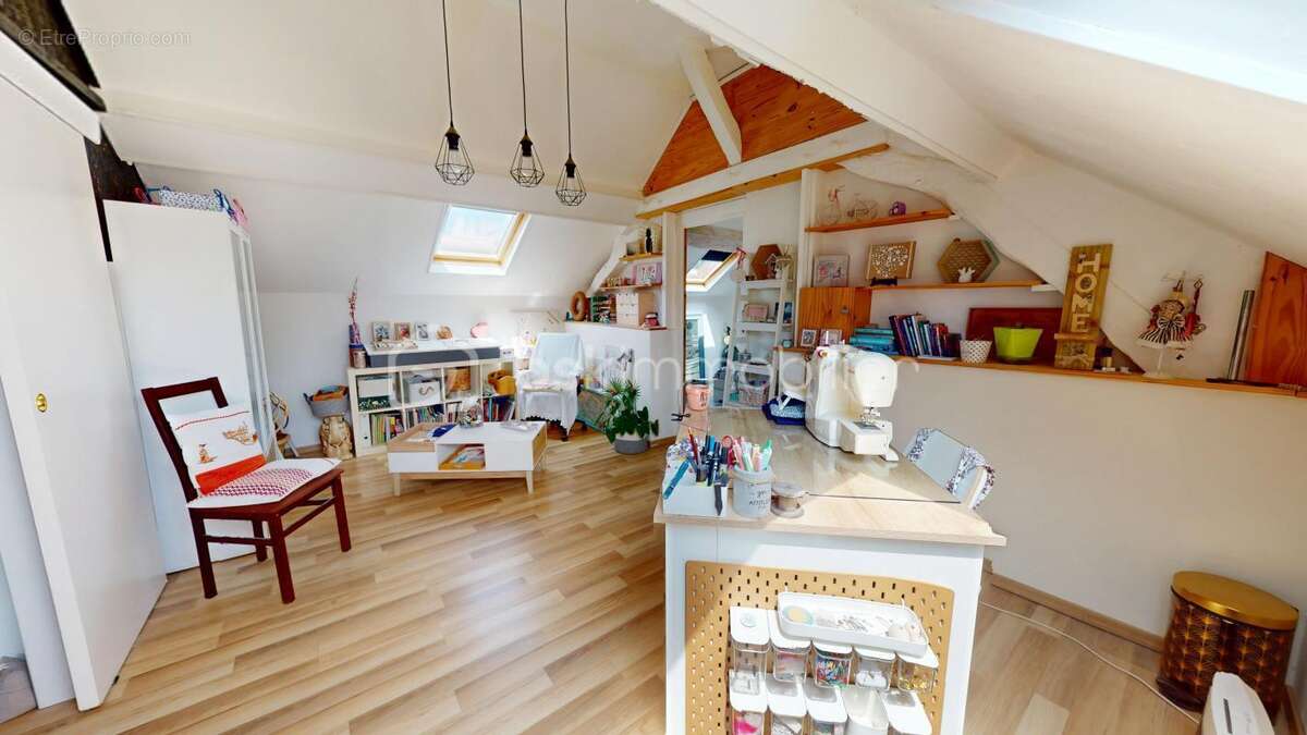 Maison à BAZOCHES-LES-GALLERANDES