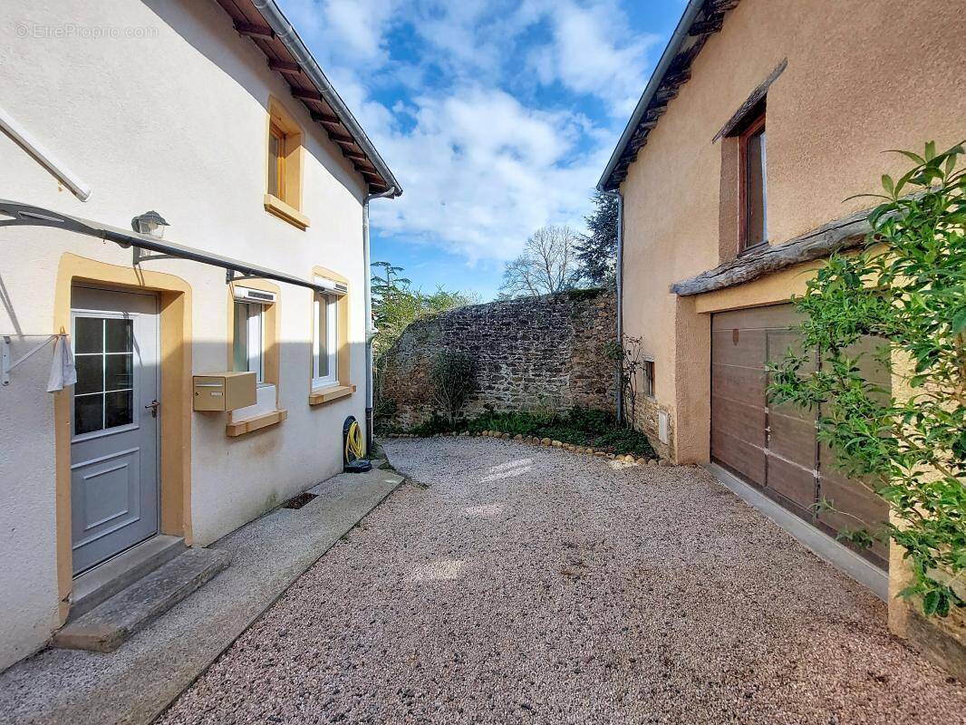 Maison à FRANCHEVILLE