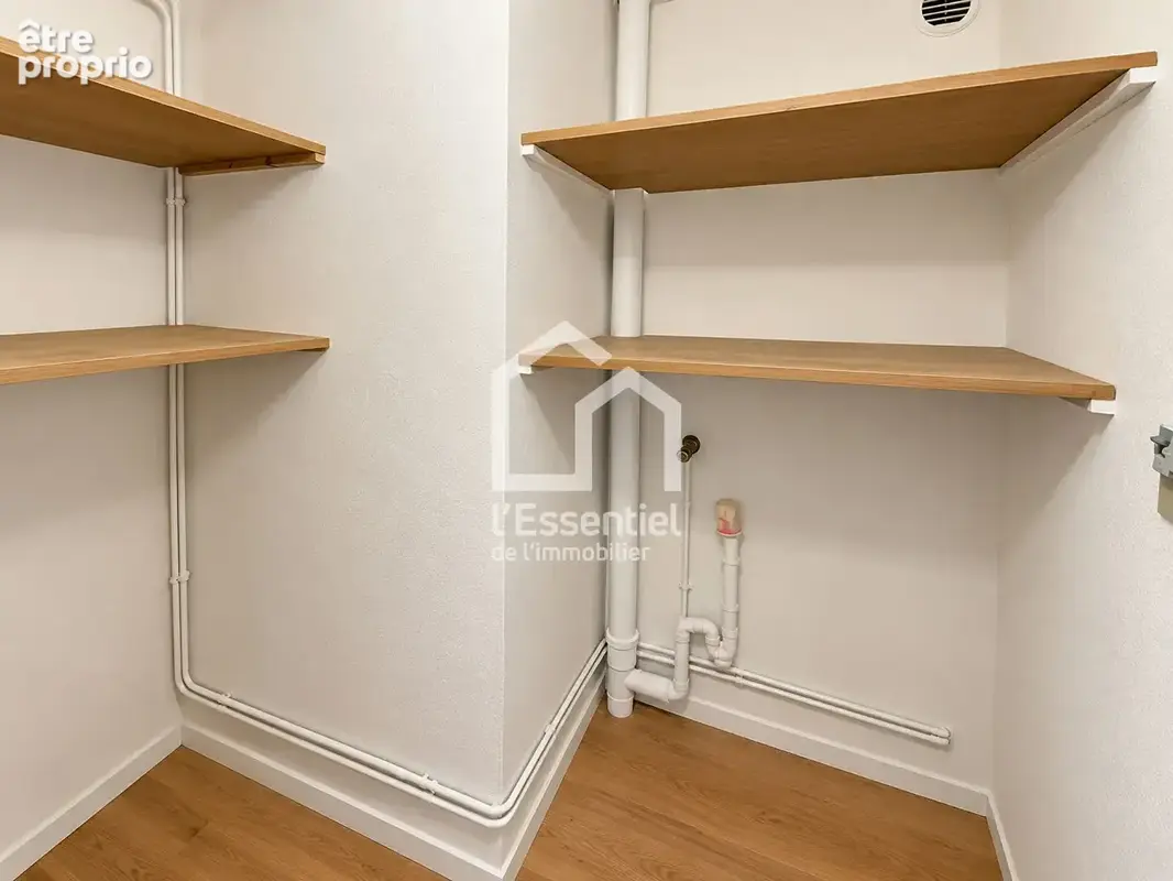 VERNEUIL-SUR-SEINE - Appartement 2 pièces 56 m² avec balcon et box. - photo 9