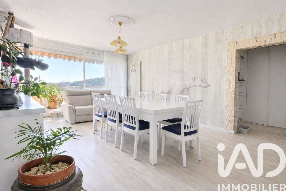 Photo 3 - Appartement à LA VALETTE-DU-VAR