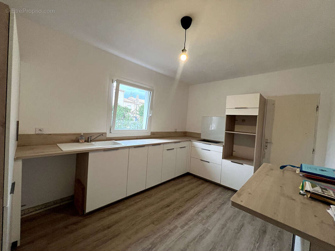 Maison à SOLLIES-PONT