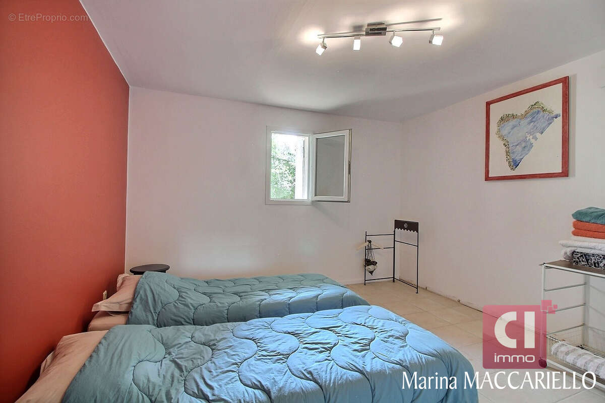 Maison à ESPARRON-DE-VERDON