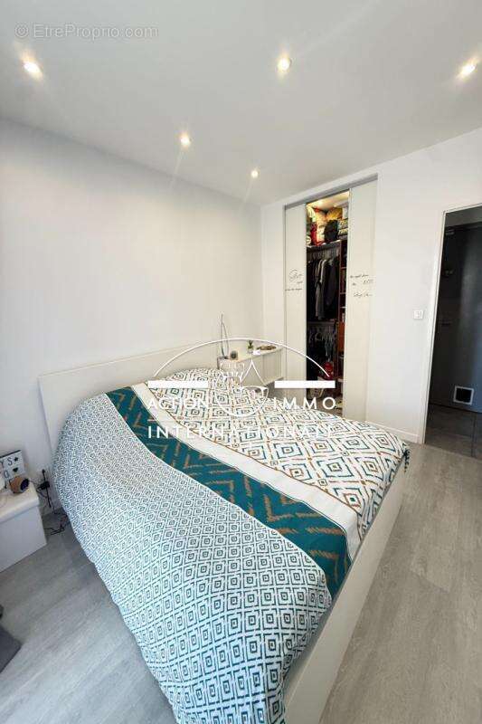 Maison à SAINT-MARTIN-DE-CRAU