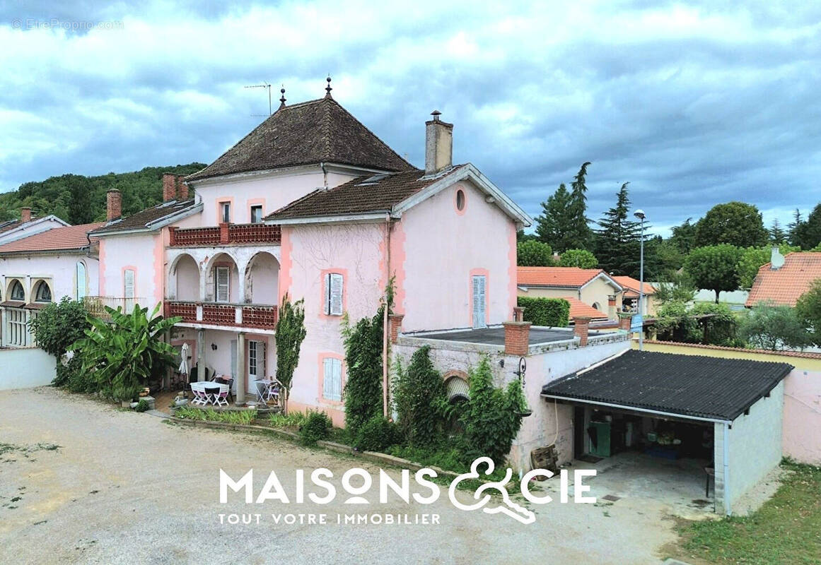 Maison à LAGNIEU