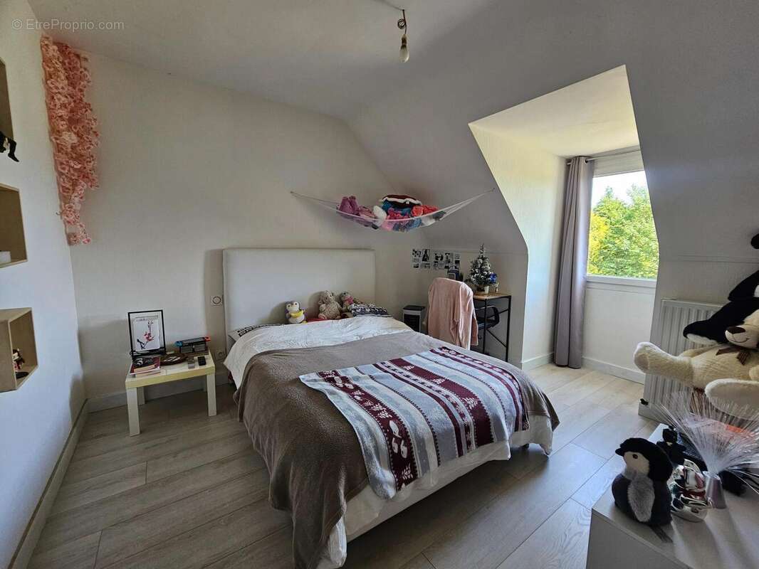 Maison 156 m² à Saint-Sauveur-La-Pommeraye  - photo 6