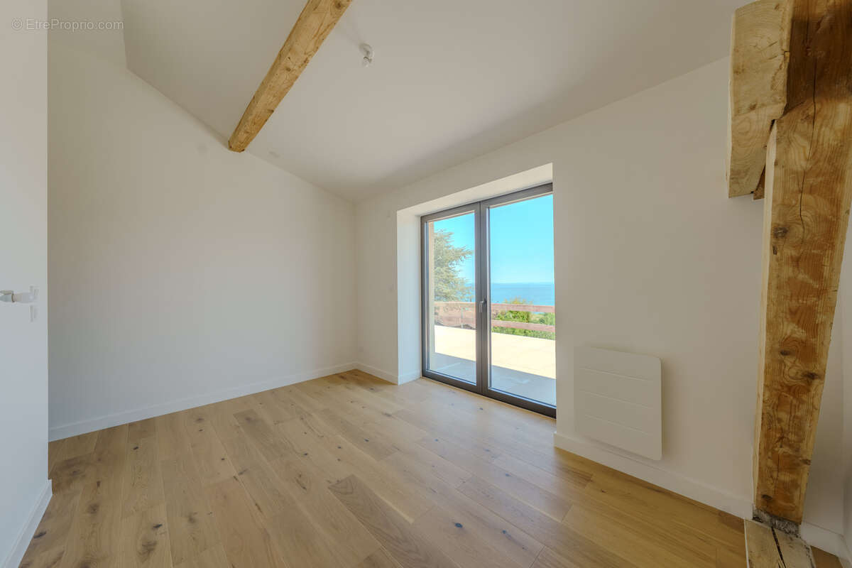 Appartement à EXCENEVEX