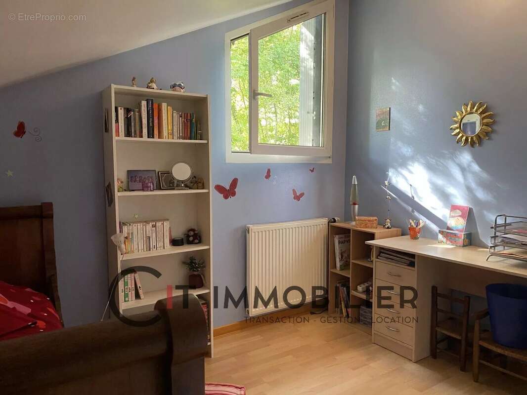 Maison à LA TOUR-DU-PIN