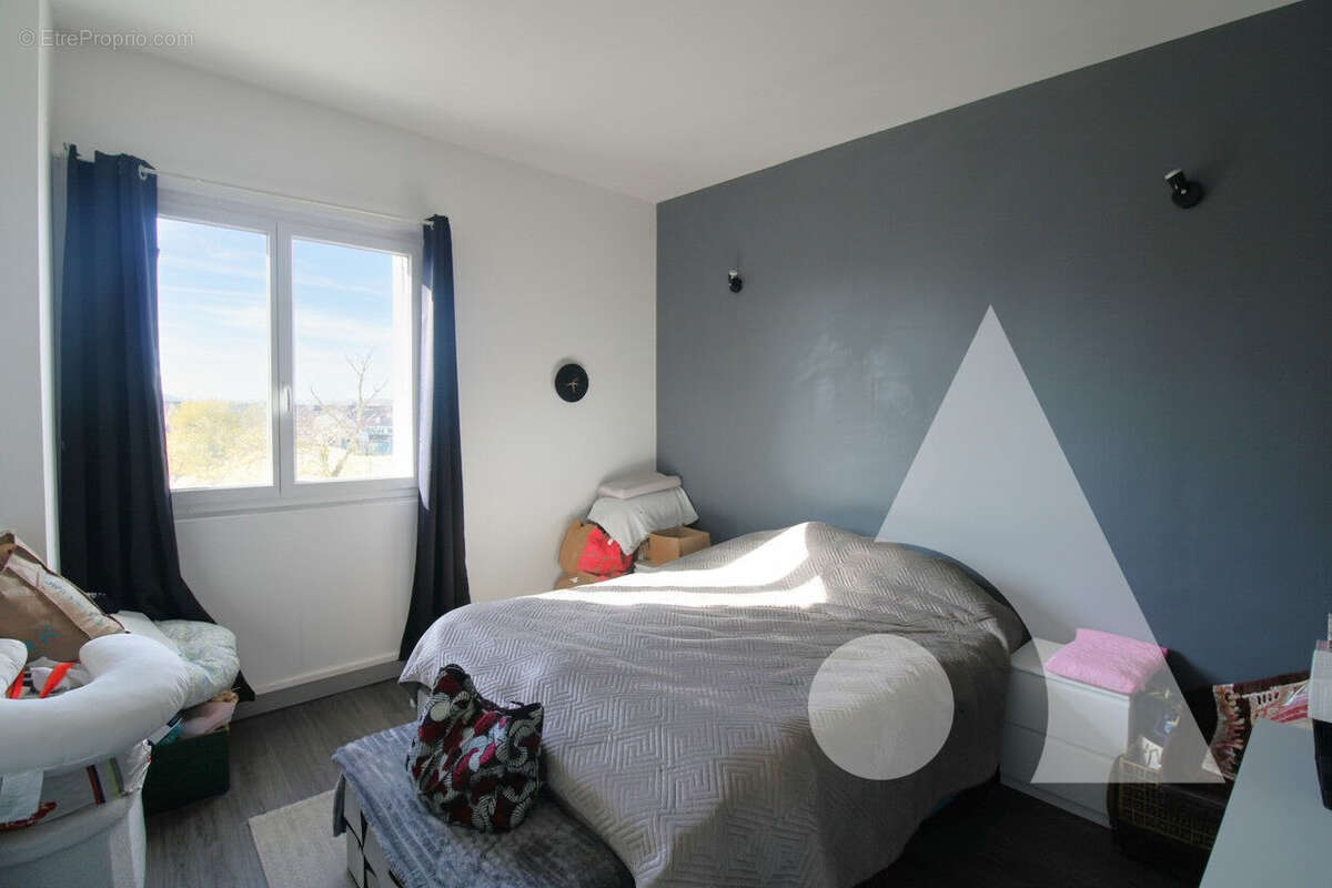 Appartement Lacroix Saint Ouen 3 pièce(s) 65 m2 - photo 3