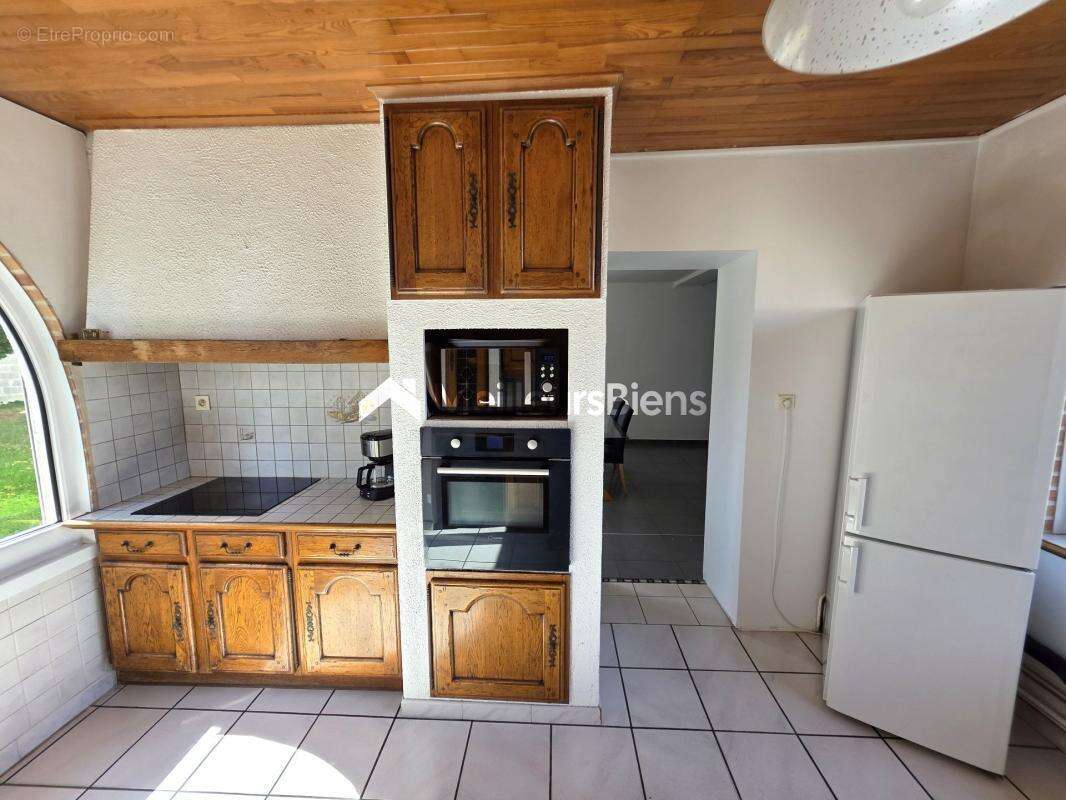 Maison individuelle de 161 m² à Maubeuge avec 4 chambres, garage et jardin 693 m² - photo 11