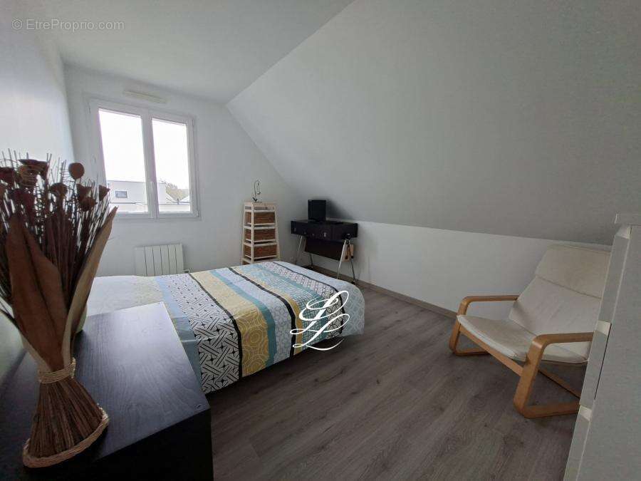 Maison à ETIVAL-LES-LE-MANS