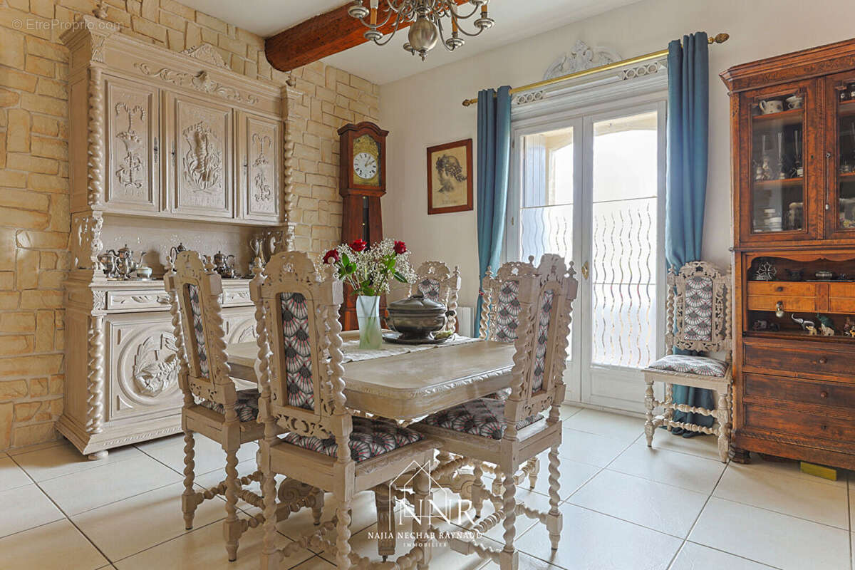 Maison à JONQUIERES