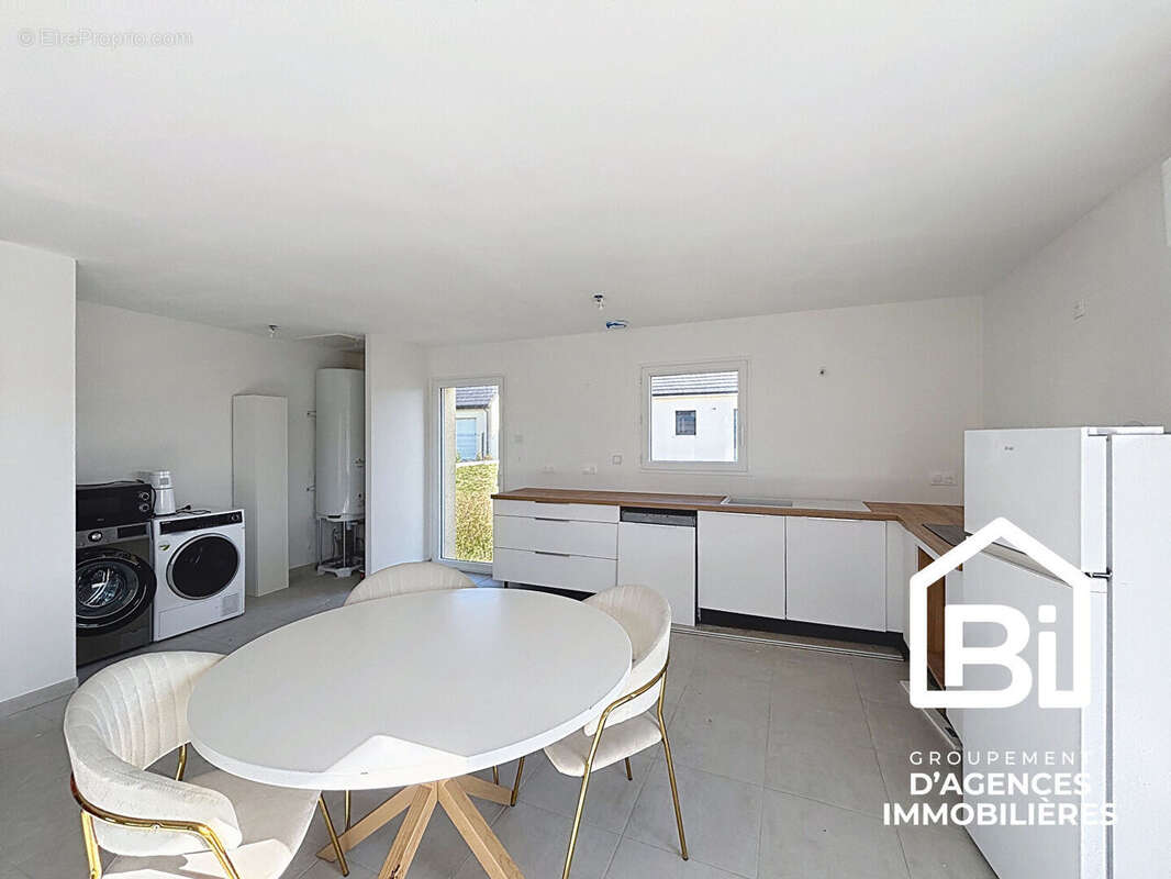 Maison à BRETTEVILLE-SUR-LAIZE