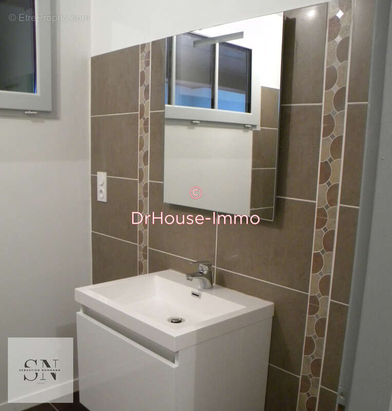 Maison à SAINT-MAURIN