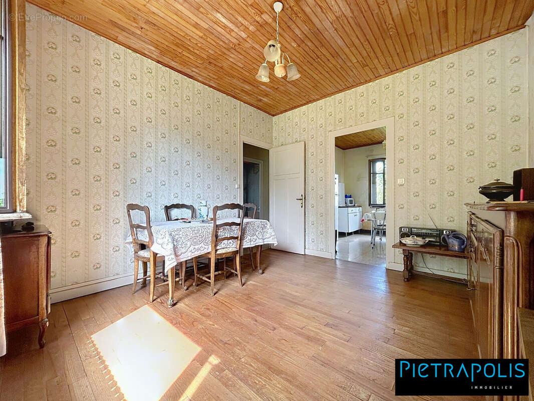 Maison à DECINES-CHARPIEU