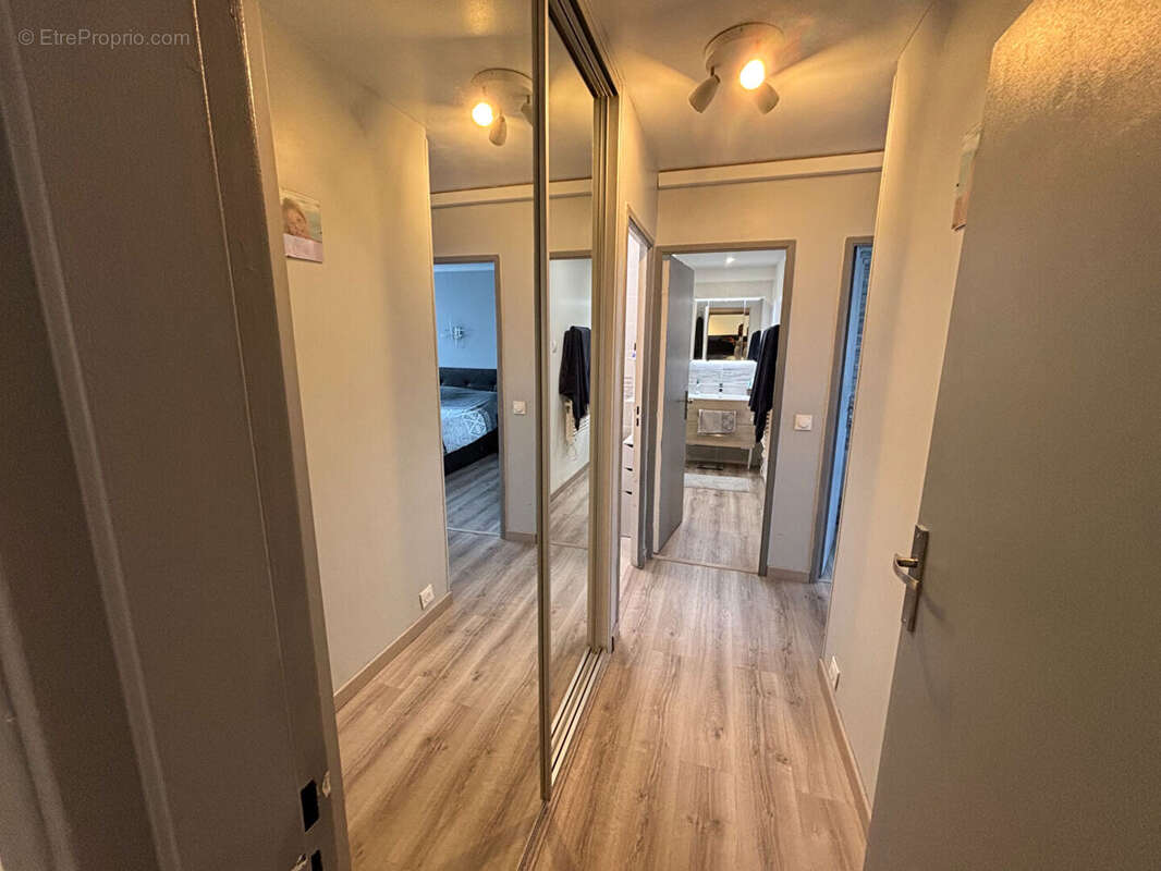 Appartement à MARSEILLE-12E