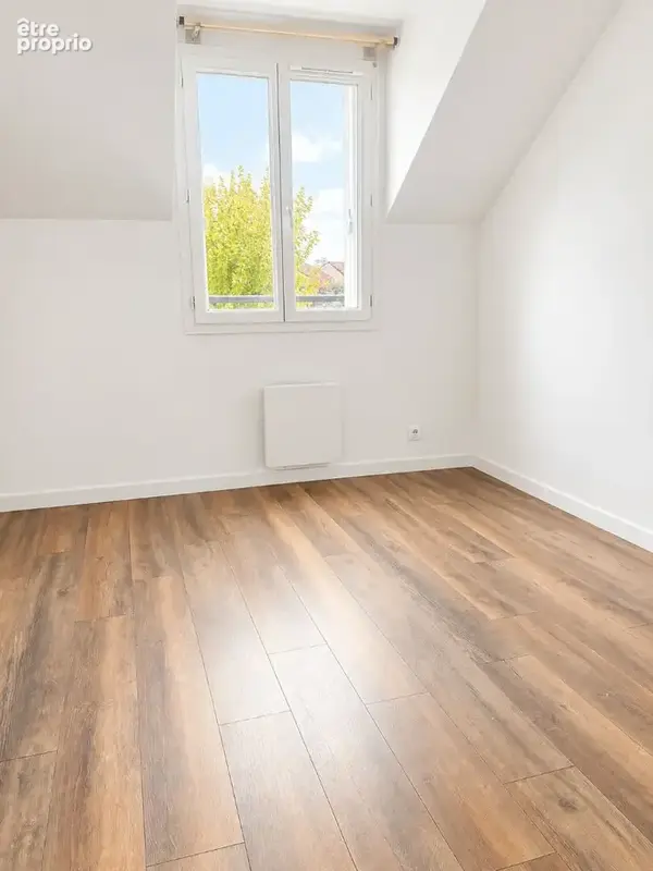 Maison Coignieres 3 pièce(s) 64 m2 - photo 7