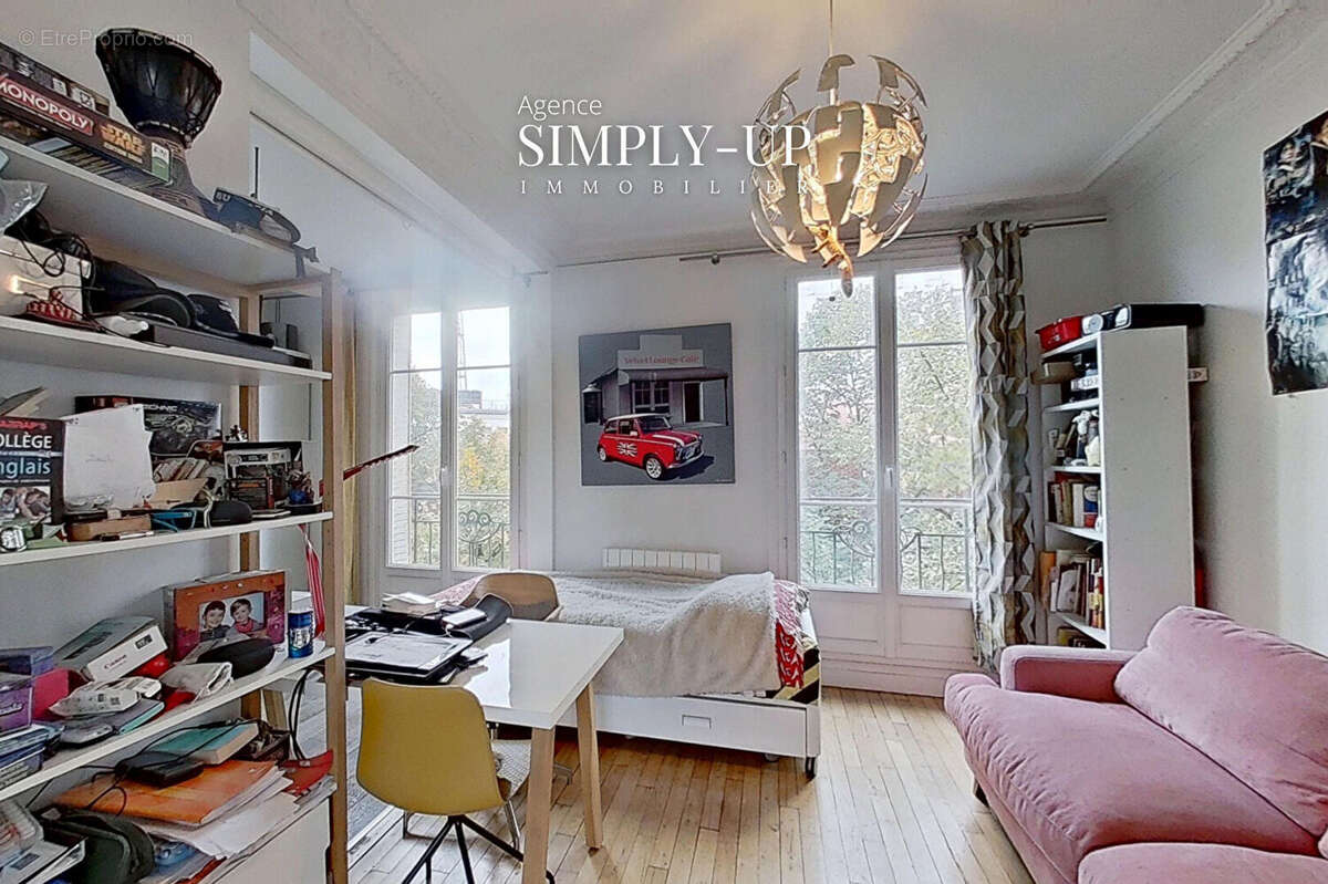 Appartement à PARIS-20E