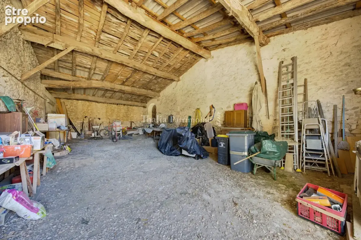Belle maison individuelle de plain-pied en pierre à proximité de Targon - photo 3