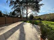 Appartement à FONTAINES-SUR-SAONE