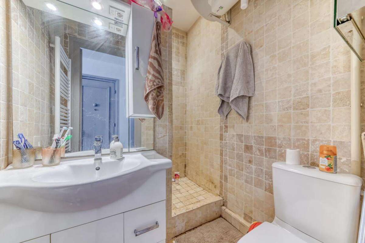 Appartement à LYON-7E