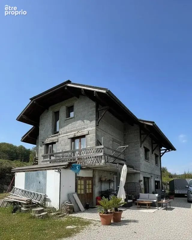 Maison 282 m² à Evires  - photo 4
