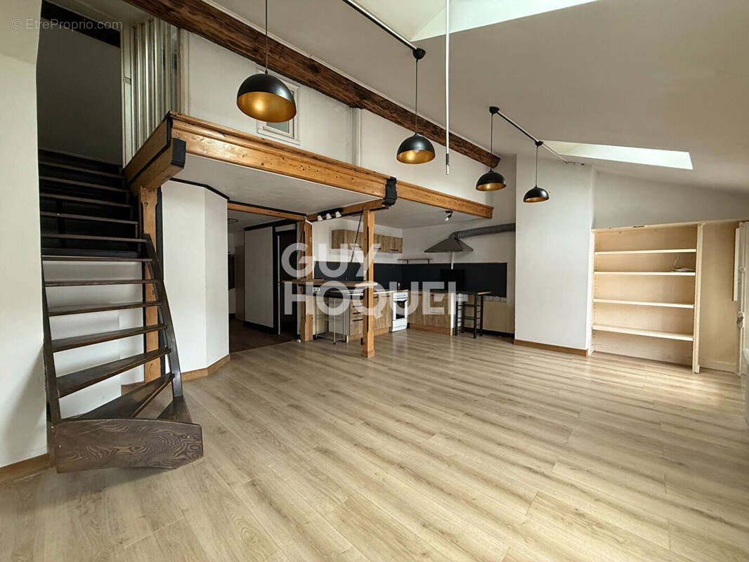 Appartement à GIVORS