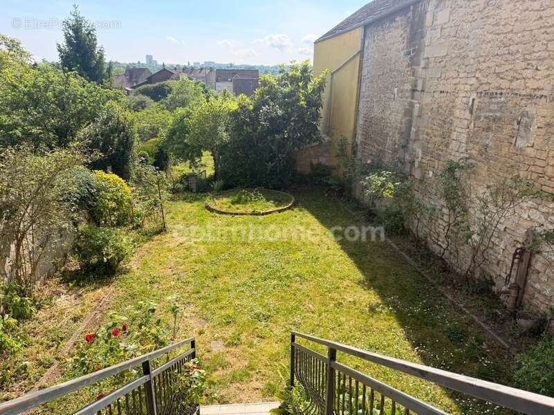Maison à MONTATAIRE