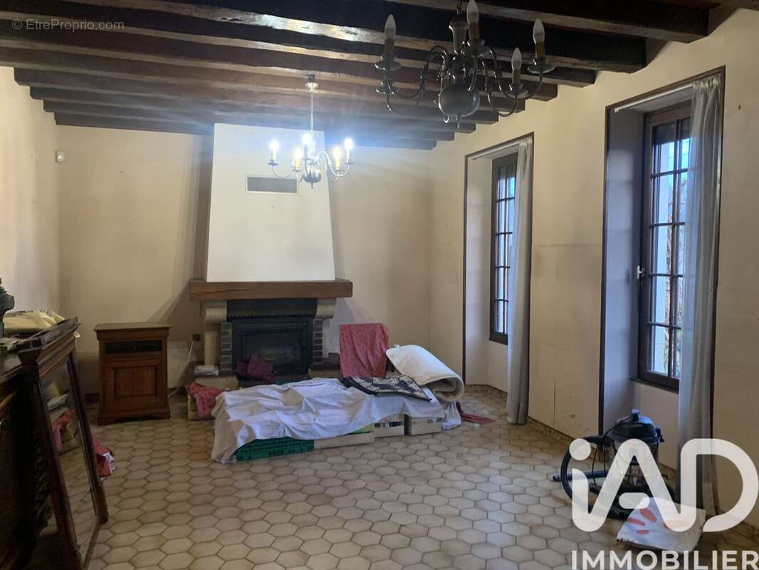 Photo 2 - Maison à SAINT-AY