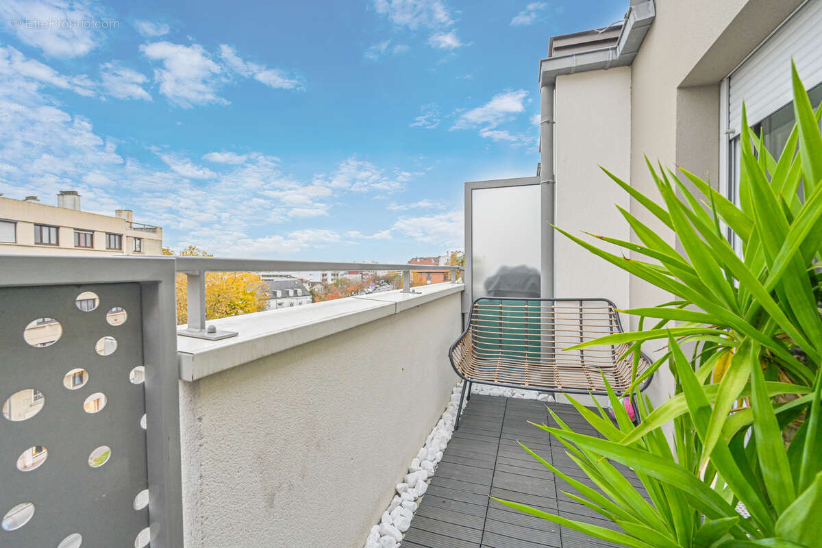 Appartement 83 m² à Creteil  - photo 7