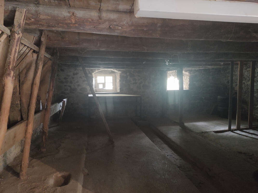 Ancienne ferme en pierres rénovée - photo 15