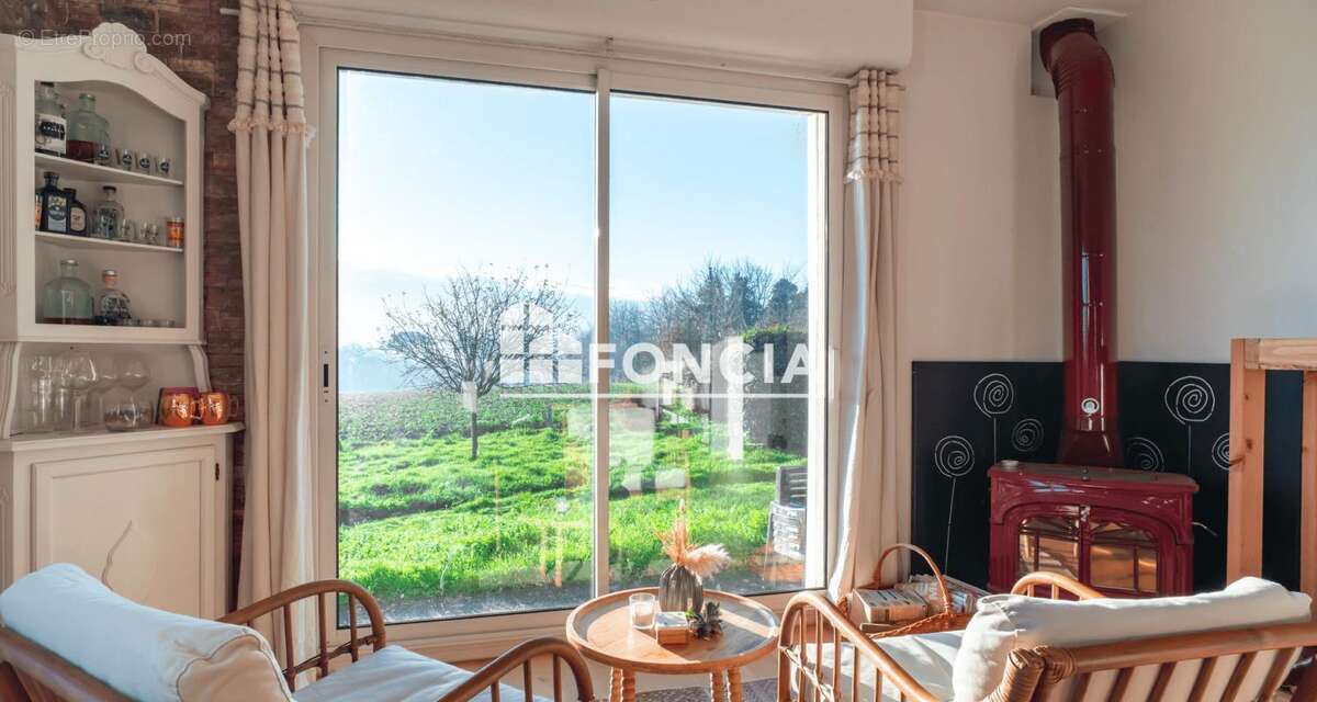 Maison proche Quéven de type 8 - photo 4