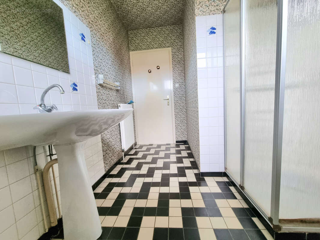 Maison à CHATEAU-SALINS