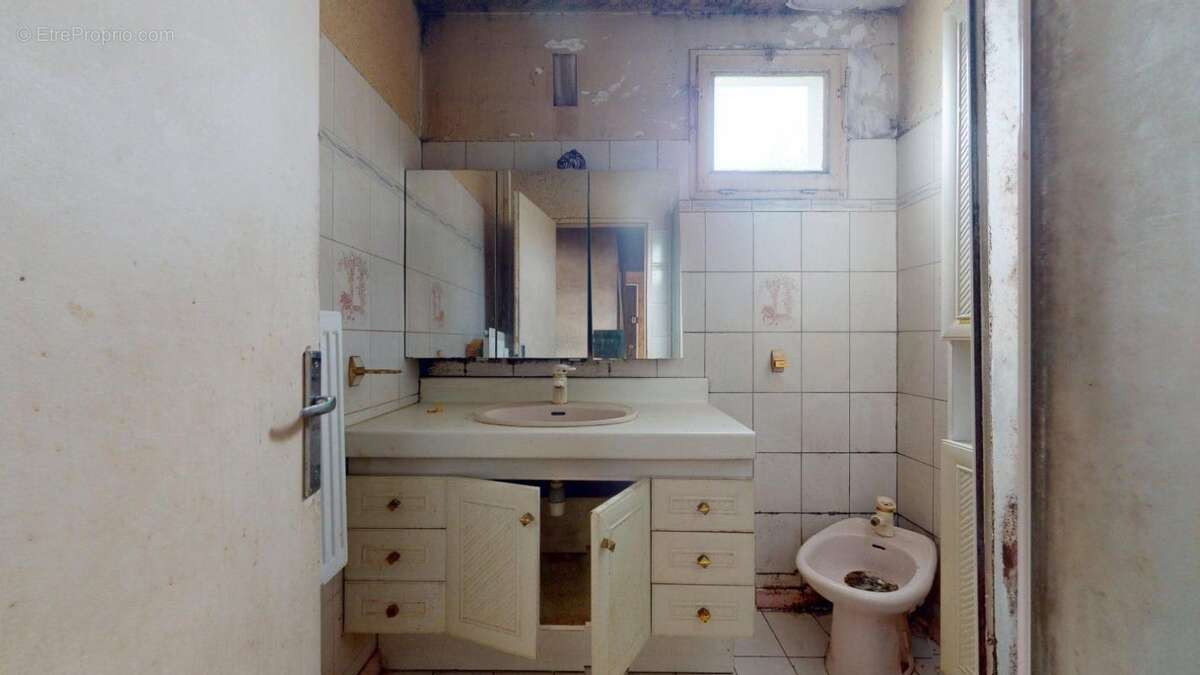 Appartement à LE PLESSIS-TREVISE