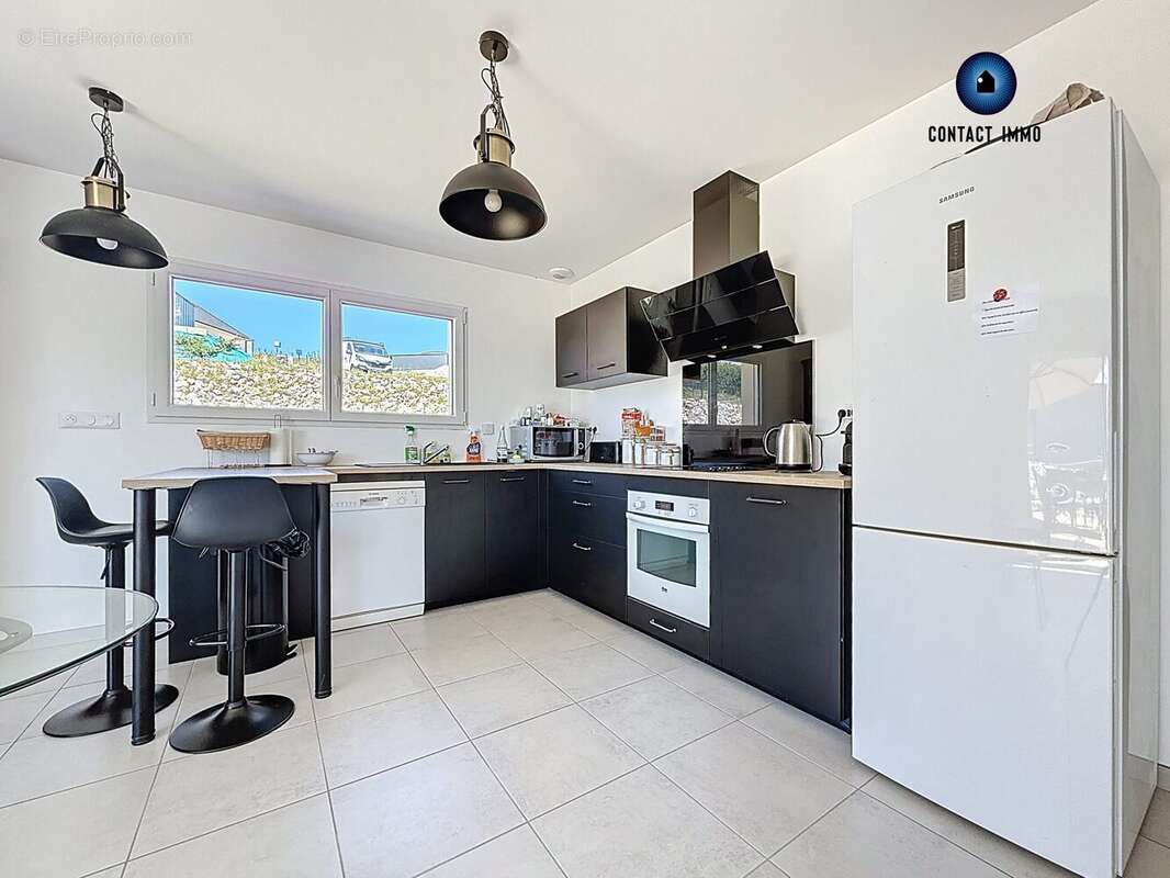 Maison à SAINT-HILAIRE-PEYROUX