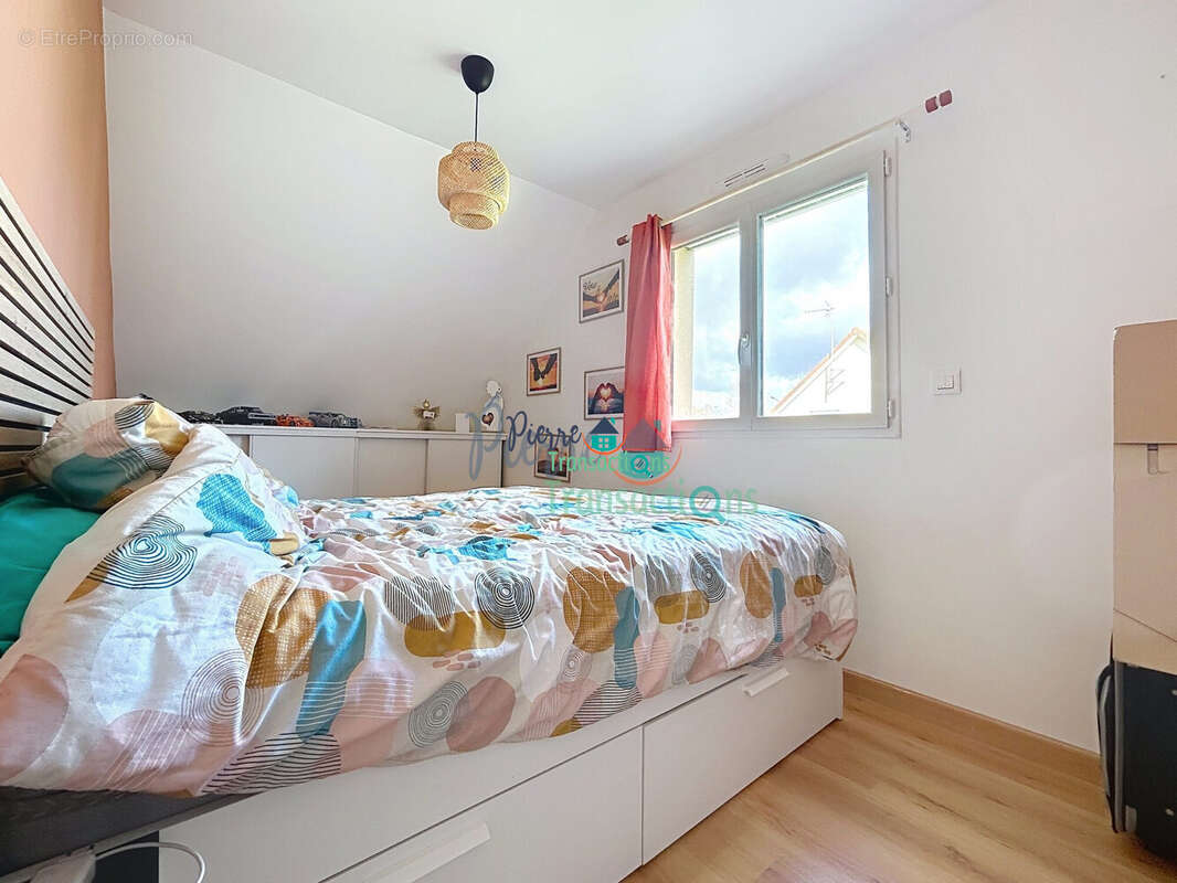 Maison à SAINT-ROMAIN-DE-COLBOSC