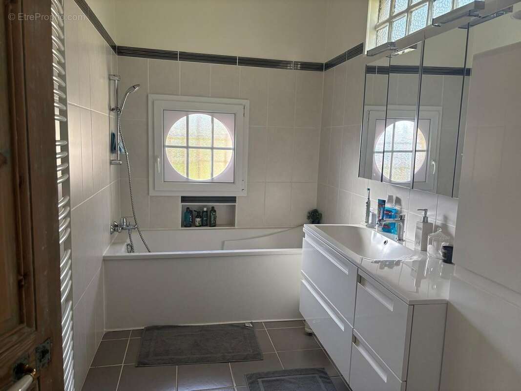 Maison à PORCHEVILLE