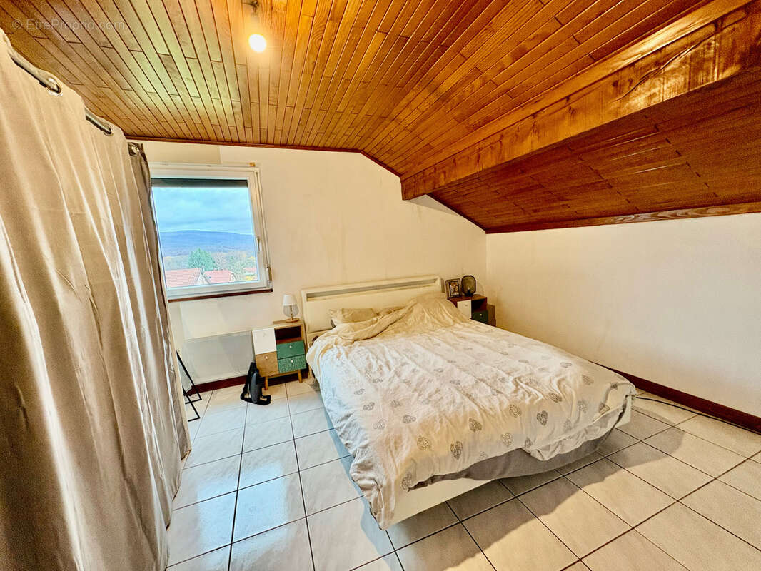 Maison à CHAMPAGNEY