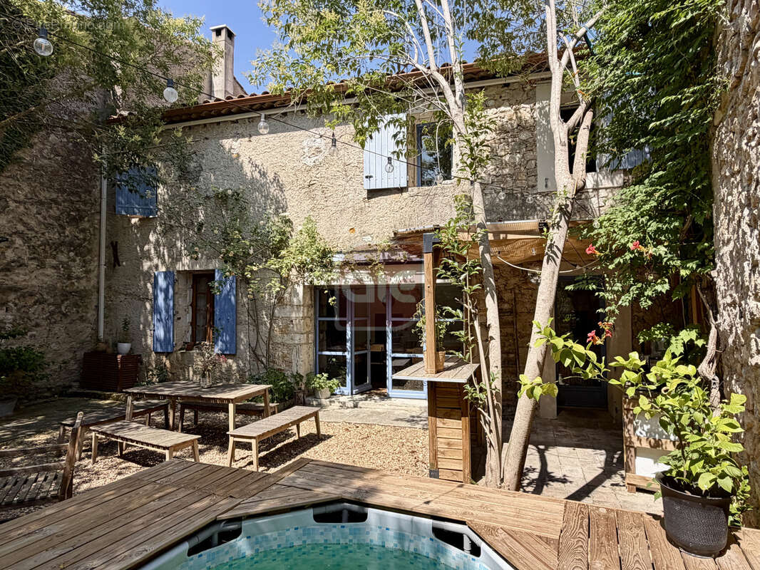 Maison à PRADES-LE-LEZ