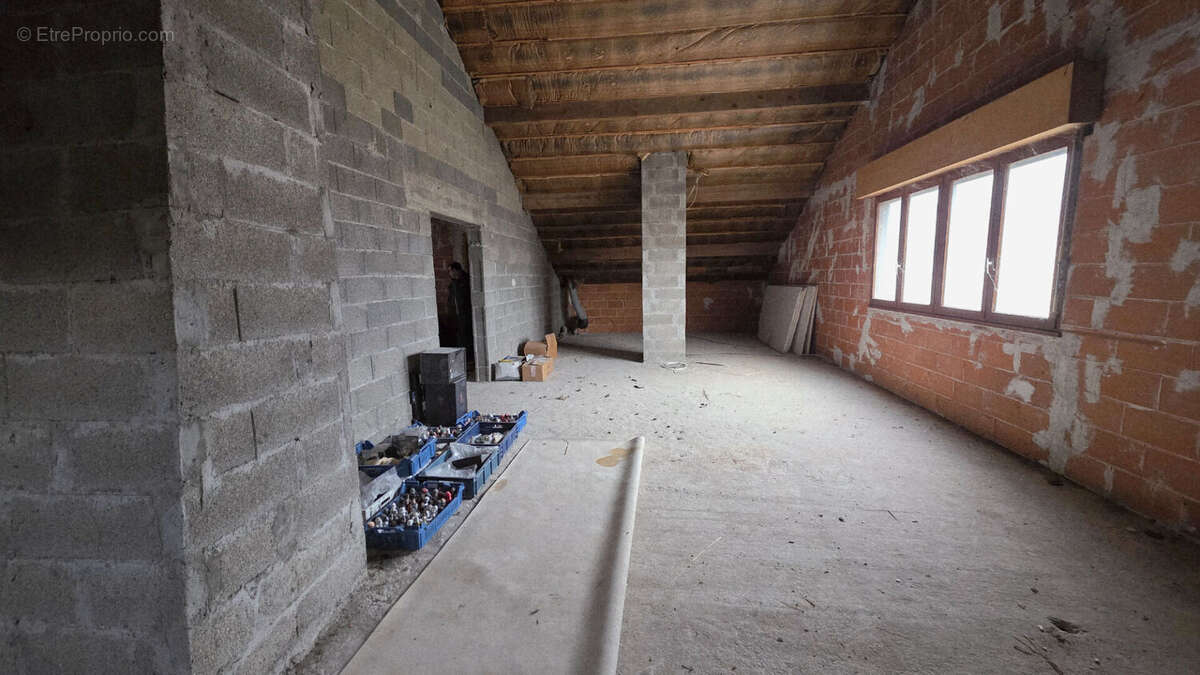 Appartement à BELLEGARDE-SUR-VALSERINE