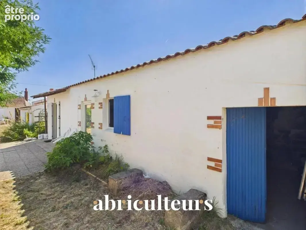 Maison avec grand terrain et dans le centre ville en vente à La Barre-de-Monts (85550) - photo 14