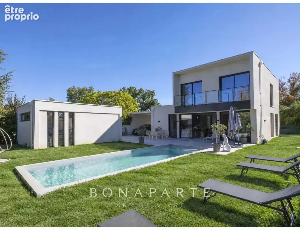 Photo Maison à Dommartin au prix de 1 195 000€