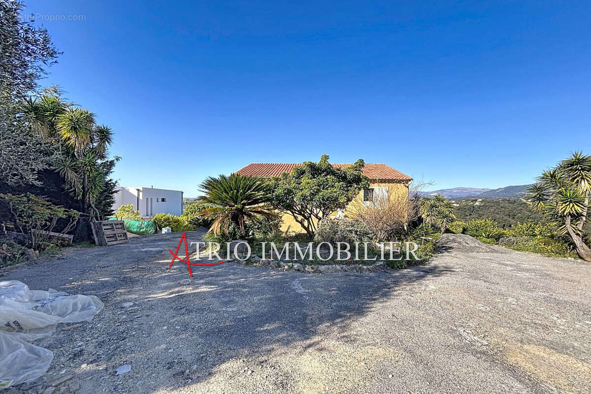 Maison à CAGNES-SUR-MER