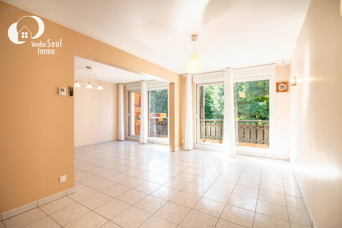 Appartement à SAINT-PAUL-EN-CHABLAIS