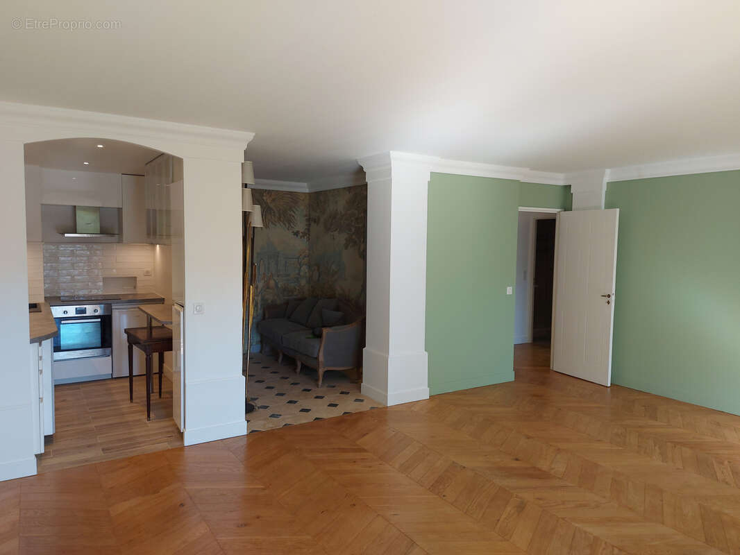 Appartement 2 / 3 pièces 68m2 en résidence avec services pour seniors PARIS 15ème - photo 3