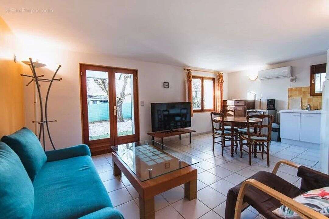 Maison à GREOUX-LES-BAINS