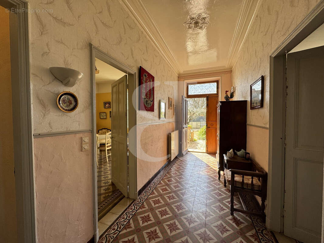 Maison à MAILLANE