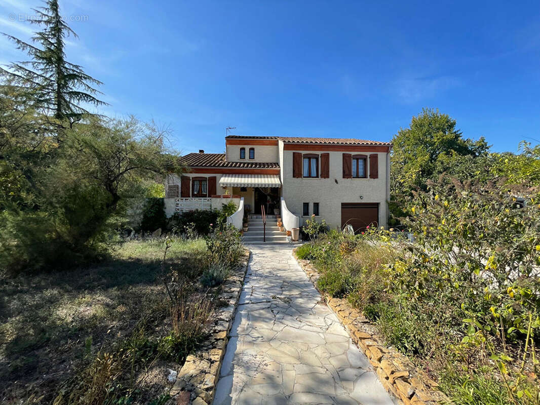 Maison à SAINT-HILAIRE