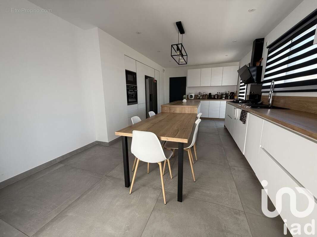 Photo 6 - Maison à LE PLESSIS-GRAMMOIRE