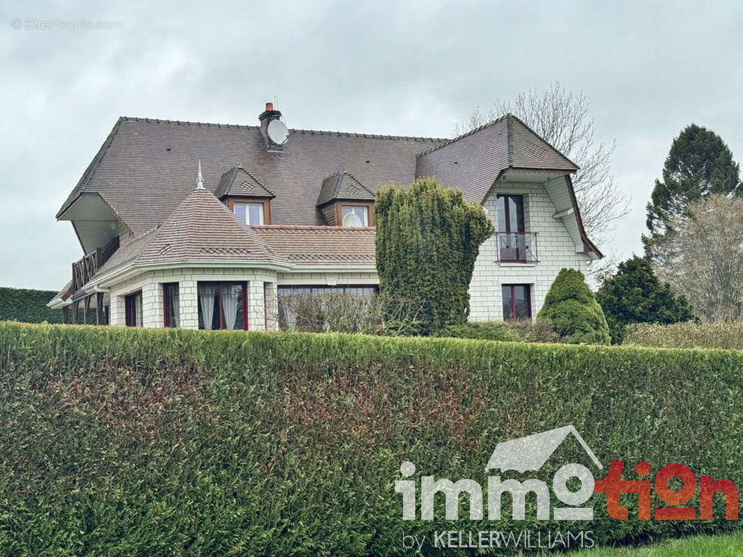 Maison à BLANGY-SUR-BRESLE