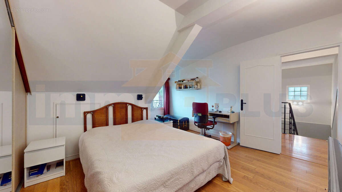 Maison à BOIS-D'ARCY
